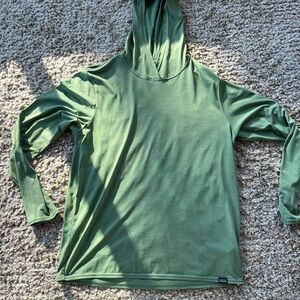 Patagonia Men’s Capilene Green Long Sleeve Hoodie